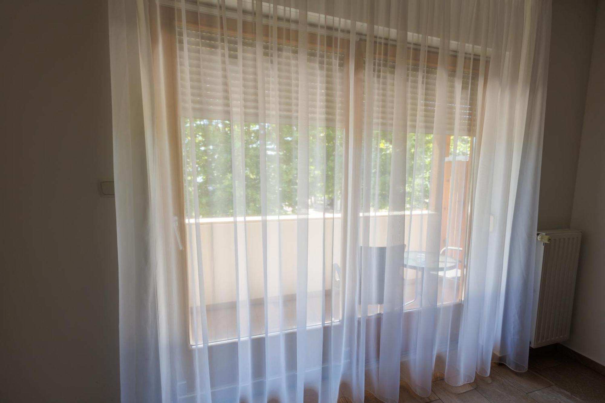 Jacht Apartmanok バラトンフレド エクステリア 写真