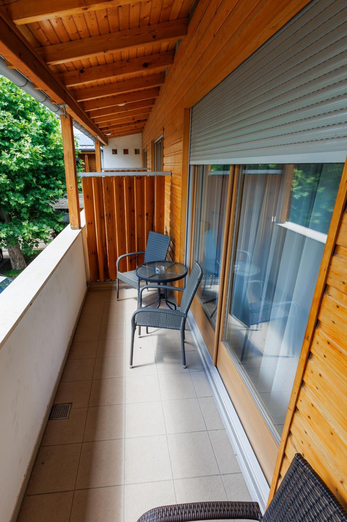 Jacht Apartmanok バラトンフレド エクステリア 写真